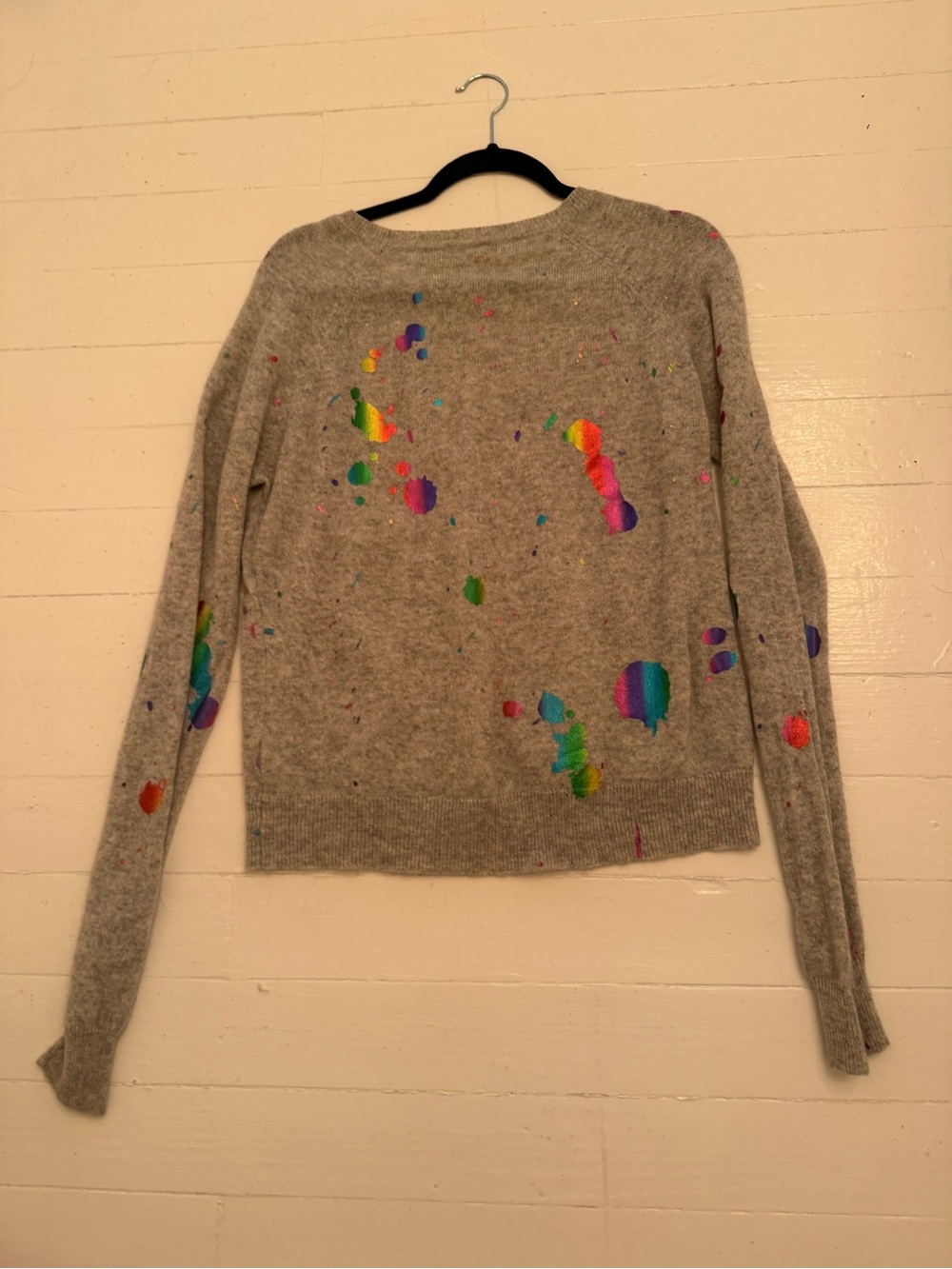 Brodie Cashmere Gray Crewneck Sweater with Multicolor Paint-Splash Accents